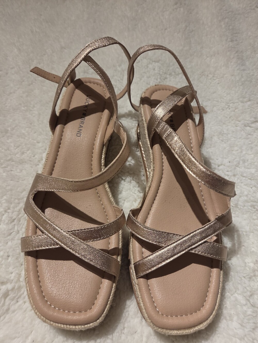 Lucky Brand Platform Wedge Gold Sandal - Sz7.5